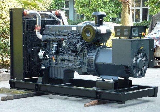 新城镇全新本田150kw大型柴油发电机组